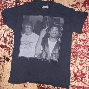 buiggie  & tupac size small  womens tee shirt graphic   black